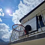 Feriehus Vikendica Sa Bazenom *