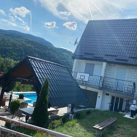Vikendica Sa Bazenom * Višegrad