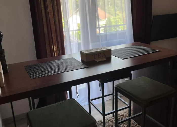 Semesterbostad Vikendica Sa Bazenom