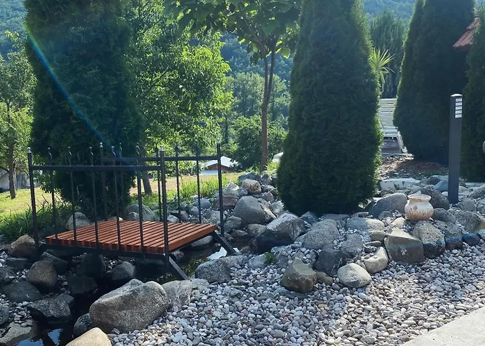 Vikendica Sa Bazenom Semesterbostad