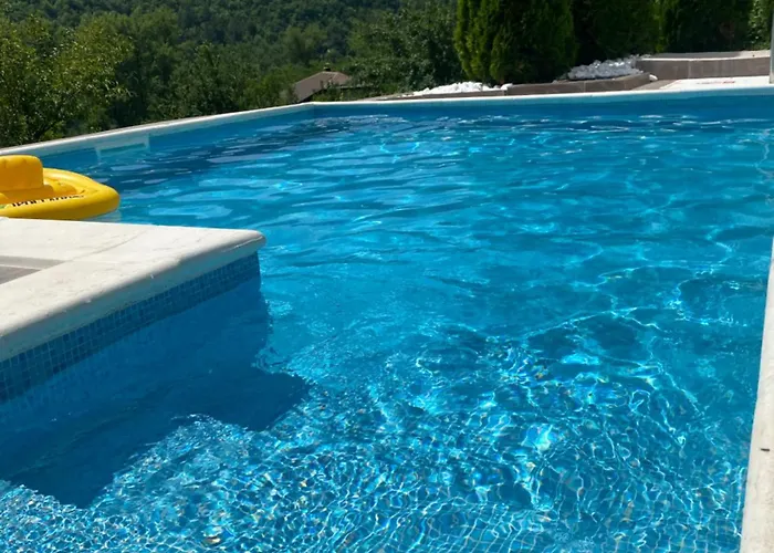 Vikendica Sa Bazenom * Višegrad